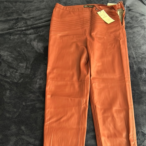 Pants - Faux Leather pants - Zara - New - Size XL